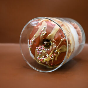 Χειροποίητο κερί Donut με κρέμα φουντουκιού